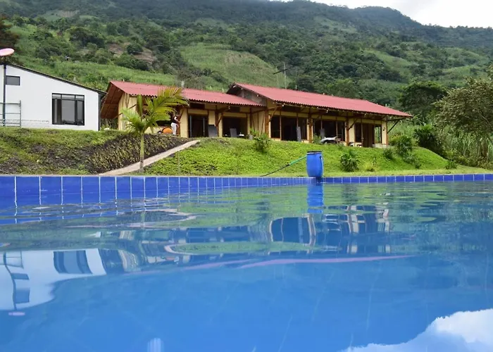 Quinta Maka Vistahermosa