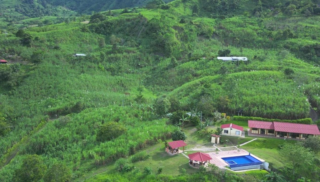 Quinta Maka Vistahermosa 度假居 Villeta