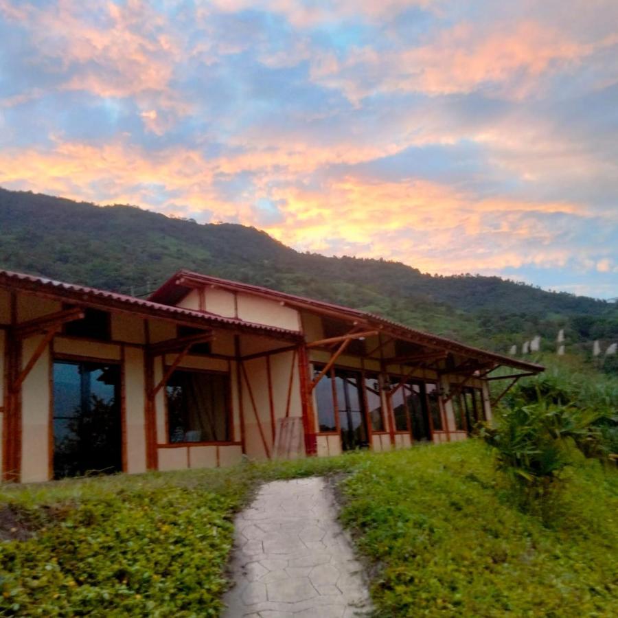 Quinta Maka Vistahermosa 度假居 Villeta